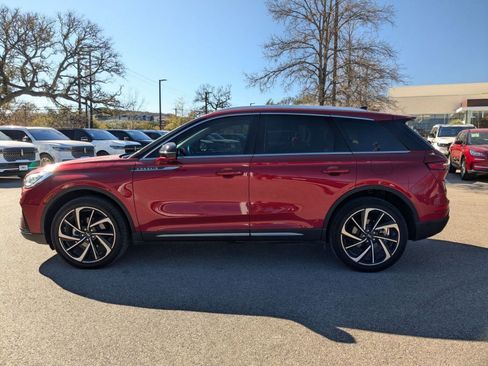 Used 2024 Lincoln Corsair Reserve w/ Equipment Group 201A image 6