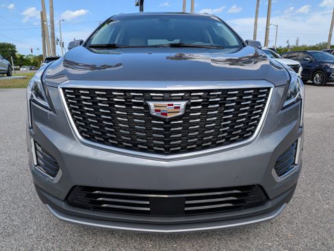 Certified 2022 Cadillac XT5 Premium Luxury w/ Technology Package FWD image 9