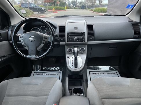 Used 2010 Nissan Sentra 2.0 S w/ Convenience Pkg image 10