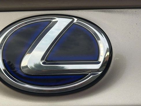 Used 2014 Lexus ES 300h image 37