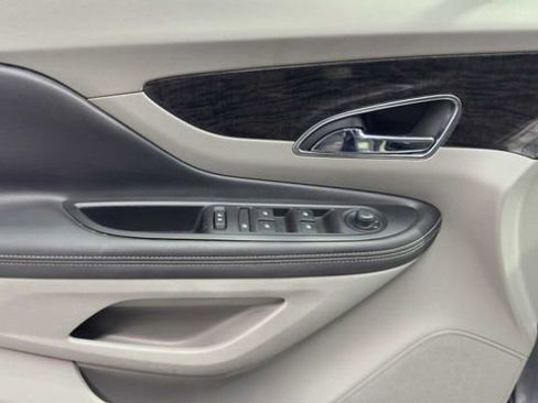 Used 2015 Buick Encore Convenience FWD image 18