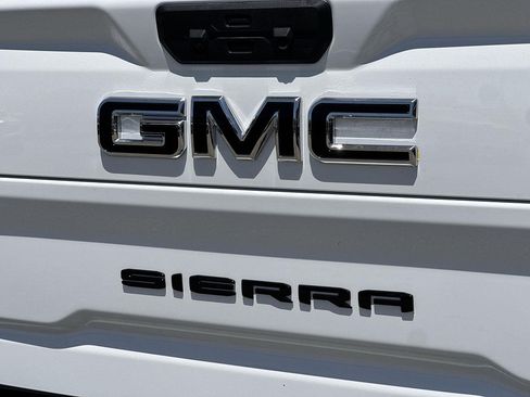 New 2026 GMC Sierra 2500 AT4 w/ AT4 Premium Plus Package AWD/4WD image 28