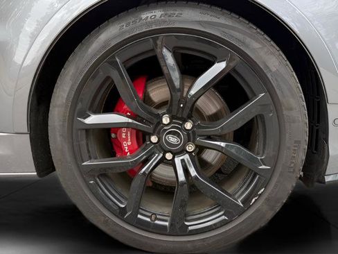 Used 2022 Land Rover Range Rover Sport SVR image 10