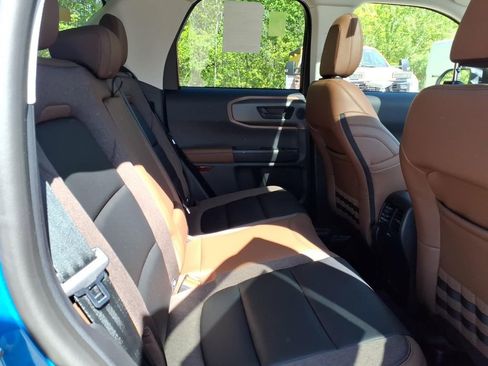 New 2026 Ford Bronco Sport Outer Banks w/ Outer Banks Tech Package+ AWD/4WD image 11