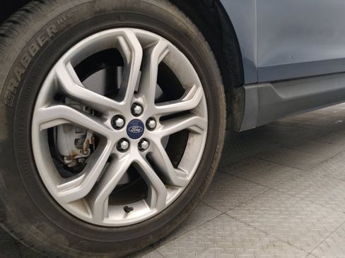 Used 2018 Ford Edge Titanium w/ Technology Package AWD/4WD image 31