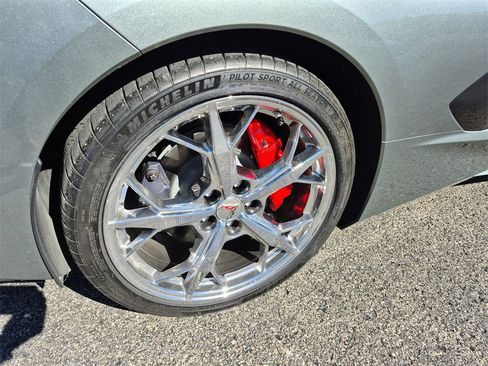 Used 2023 Chevrolet Corvette Stingray Preferred Cpe w/ 2LT image 17