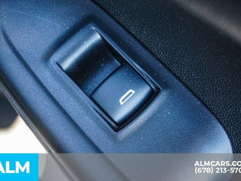 Used 2025 Chevrolet TrailBlazer LT image 52