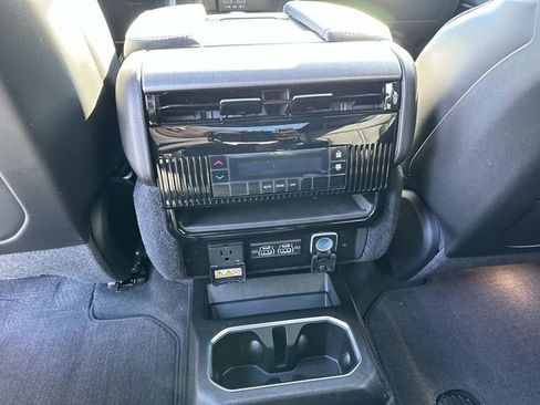 New 2026 Jeep Grand Wagoneer image 13