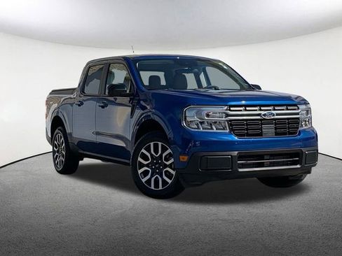 Used 2024 Ford Maverick Lariat image 2