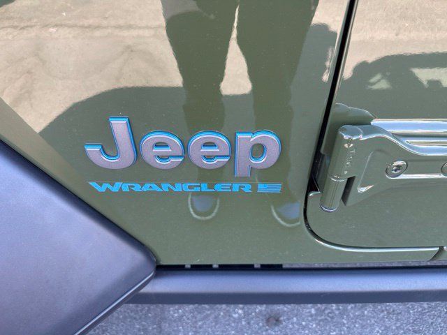 Certified 2024 Jeep Wrangler Unlimited AWD/4WD image 42