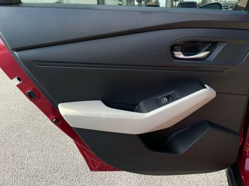 Certified 2025 Honda Accord SE image 38