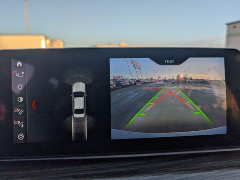 Used 2018 BMW 530i xDrive image 22