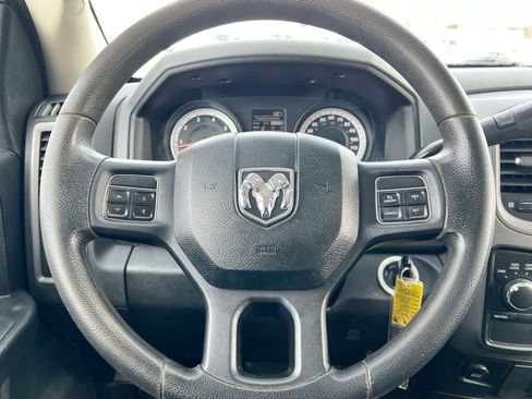 Used 2013 RAM 1500 Express image 22