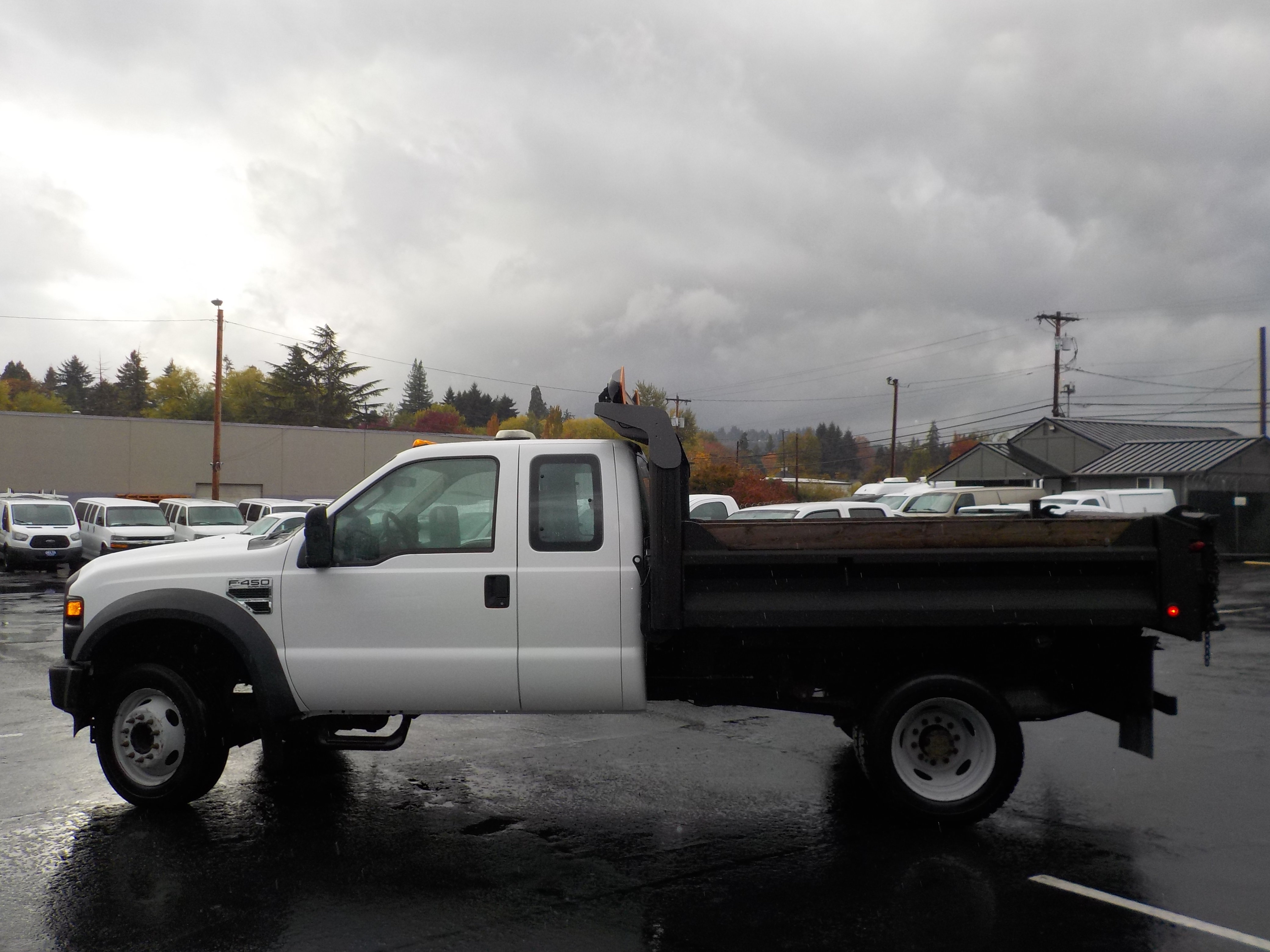 Used 2008 Ford F450 XL RWD image 2