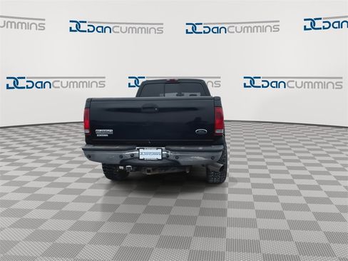 Used 2005 Ford F250 Lariat image 8