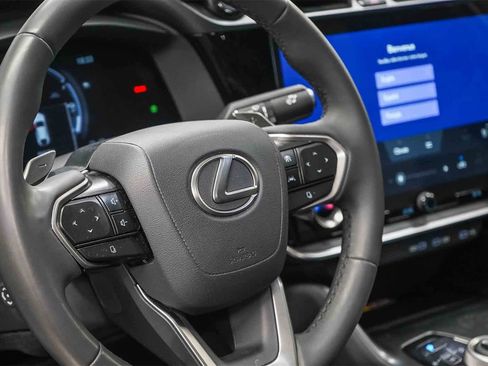 Used 2024 Lexus RZ 300e Premium image 21