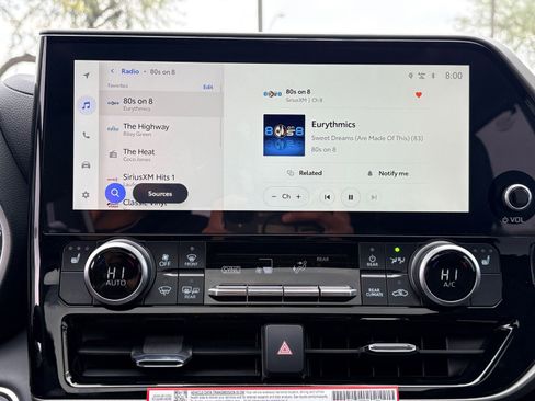 New 2026 Toyota Highlander XLE image 13