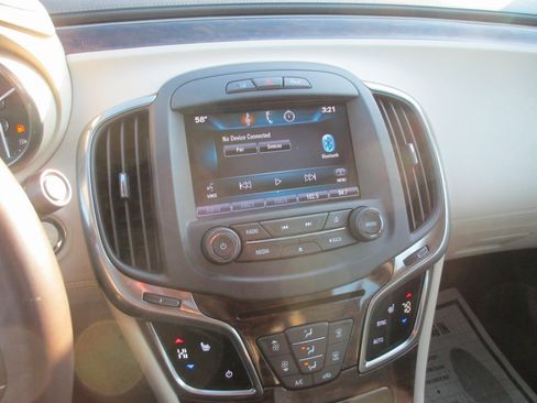 Used 2014 Buick LaCrosse Leather w/ Driver Confidence Package image 22