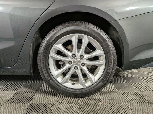 Used 2017 Chevrolet Malibu LT w/ Leather Package image 12
