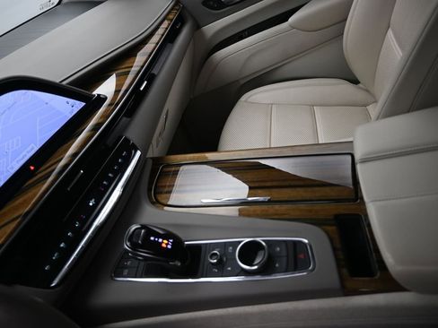 Used 2023 Cadillac Escalade Sport Platinum image 21