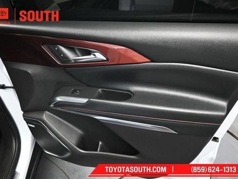 Used 2026 Chevrolet Traverse Z71 w/ Enhanced Driving Package AWD/4WD image 40