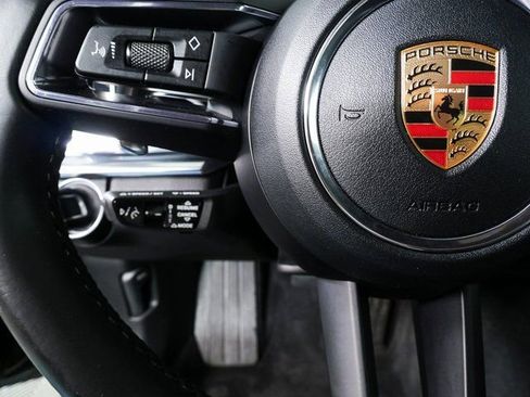 Certified 2023 Porsche Panamera RWD image 9