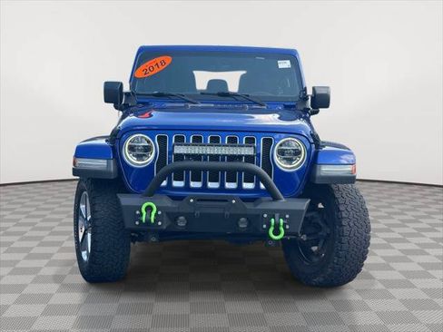 Used 2018 Jeep Wrangler Unlimited Sahara w/ Dual Top Group AWD/4WD image 2