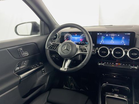 Certified 2026 Mercedes-Benz GLA 250 image 28
