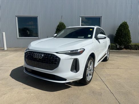 Used 2025 Audi Q5 Premium Plus image 1