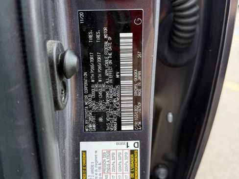 Used 2021 Toyota 4Runner SR5 Premium image 33