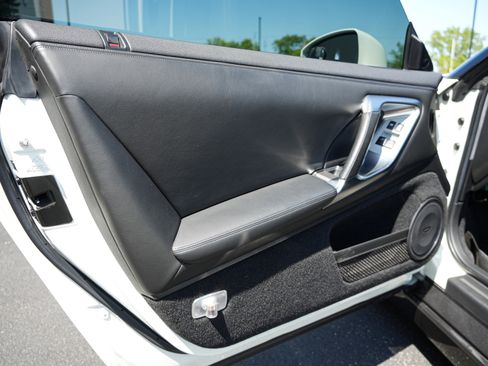 Used 2009 Nissan GT-R Premium AWD/4WD image 14