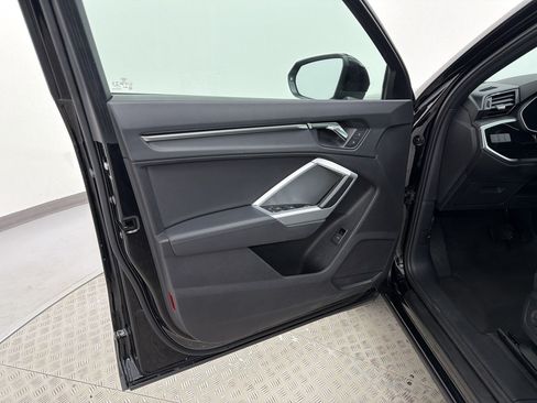 Used 2019 Audi Q3 2.0T Premium AWD/4WD image 22