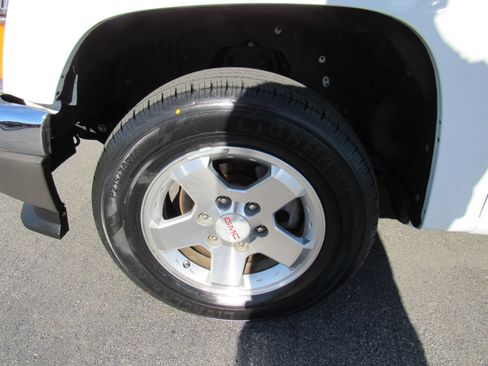 Used 2012 GMC Canyon SLE image 9