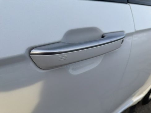 Certified 2022 Jeep Grand Cherokee Summit image 2