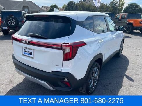 Used 2024 Kia Seltos LX AWD/4WD image 5