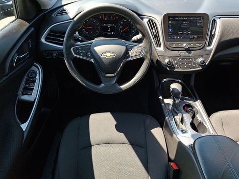Used 2023 Chevrolet Malibu LT FWD image 12
