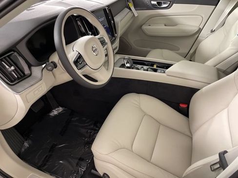 Certified 2025 Volvo XC60 T8 Plus w/ Protection Package Premier AWD/4WD image 26