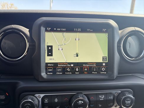 Certified 2022 Jeep Wrangler Unlimited Sahara AWD/4WD image 25