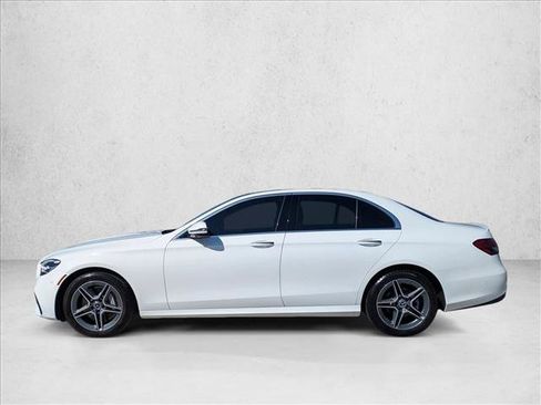 Used 2023 Mercedes-Benz E 350 4MATIC Sedan image 8