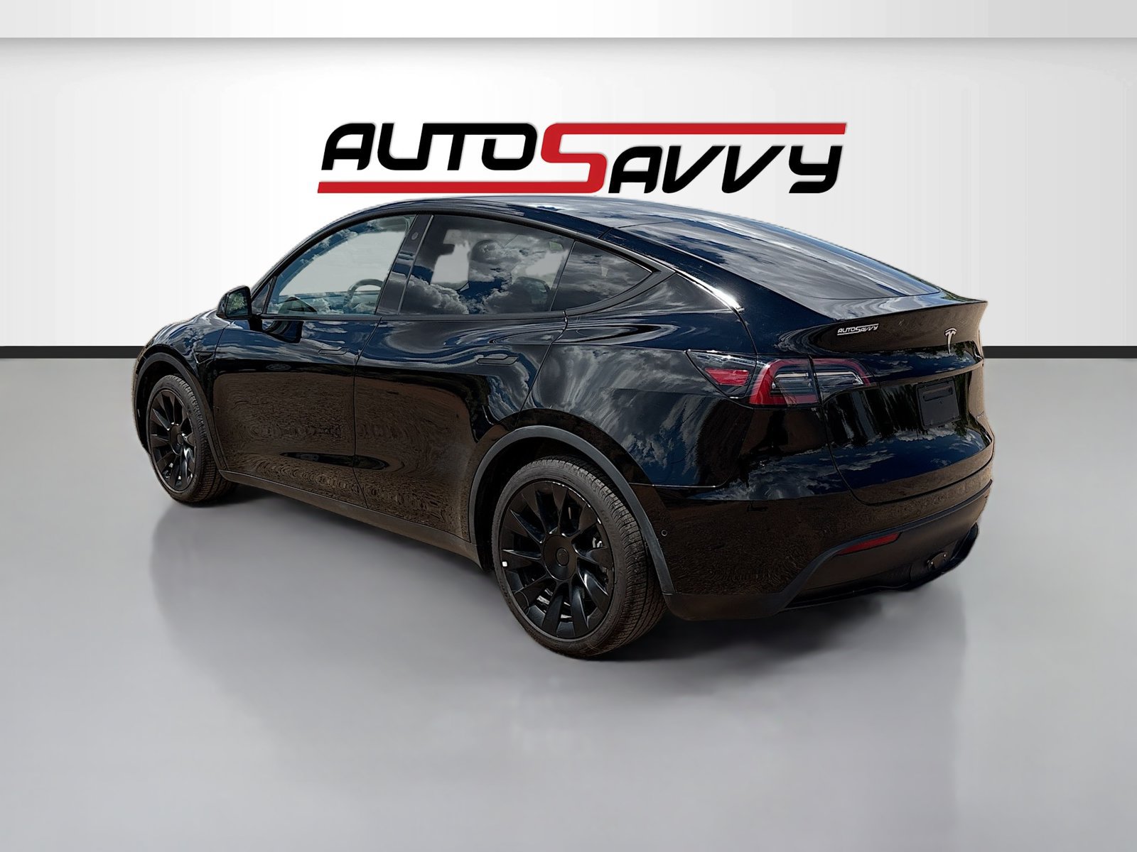 Used 2021 Tesla Model Y Long Range AWD/4WD image 5