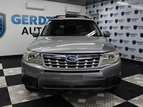 Used 2011 Subaru Forester 2.5X Premium image 6