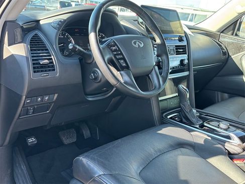 Used 2024 INFINITI QX80 Luxe image 7