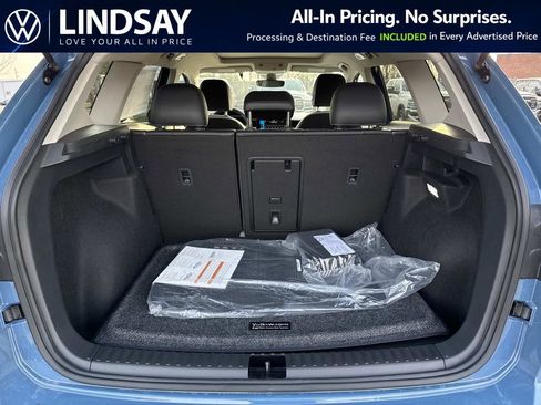 New 2026 Volkswagen Taos SE AWD/4WD image 11
