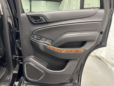 Used 2019 Chevrolet Tahoe Premier AWD/4WD image 55