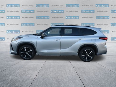 Used 2021 Toyota Highlander XSE image 10