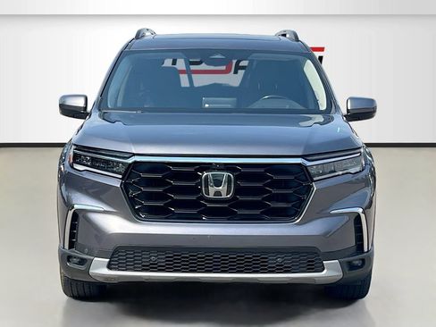 Used 2023 Honda Pilot Elite image 2