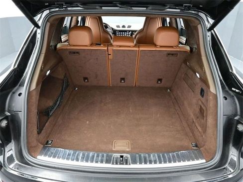 Used 2023 Porsche Cayenne Turbo image 15