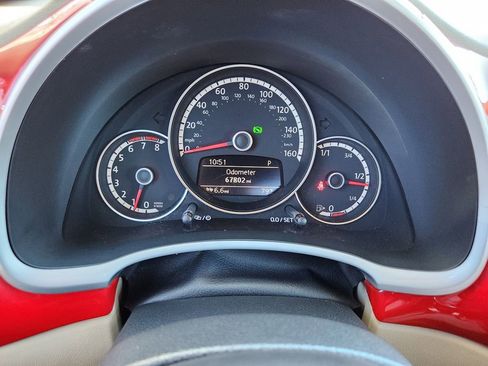 Used 2015 Volkswagen Beetle 1.8T FWD image 7
