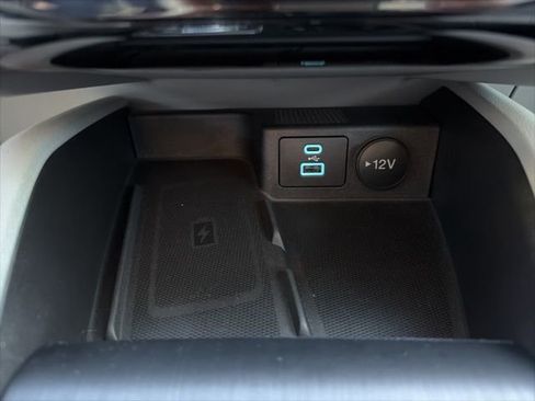 Used 2023 Ford Escape Platinum w/ Premium Technology Package image 35