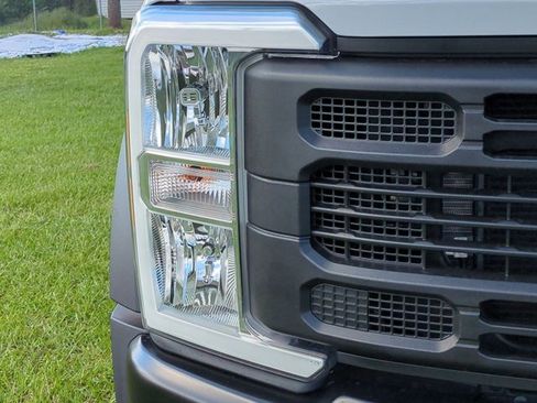 New 2026 Ford F550 4x4 Crew Cab Super Duty image 10